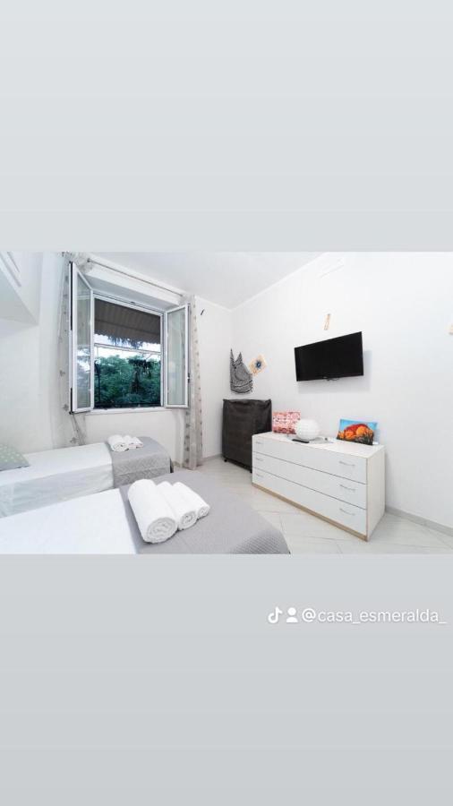 Casa Dea Napoli Apartment ภายนอก รูปภาพ