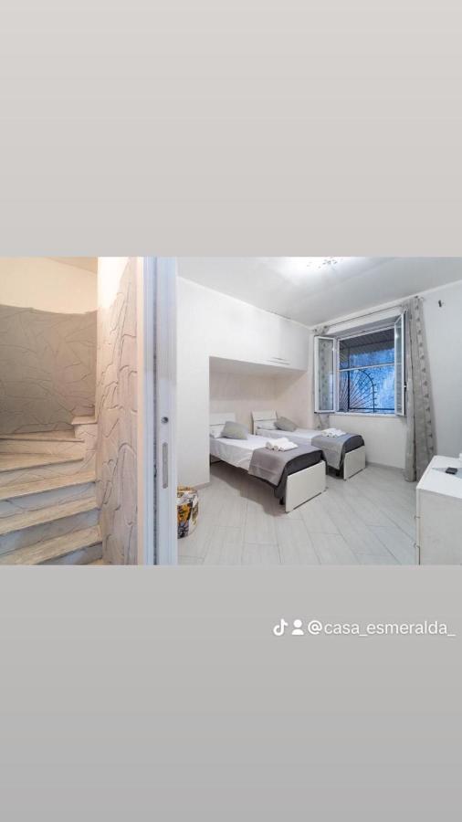 Casa Dea Napoli Apartment ภายนอก รูปภาพ